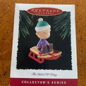 Hallmark Ornament The Peanuts Gang